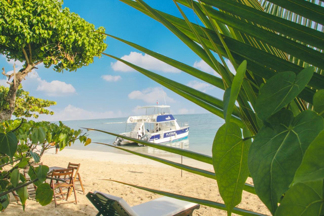 Paradise Island Beach Resort Пунта-Русия Экстерьер фото