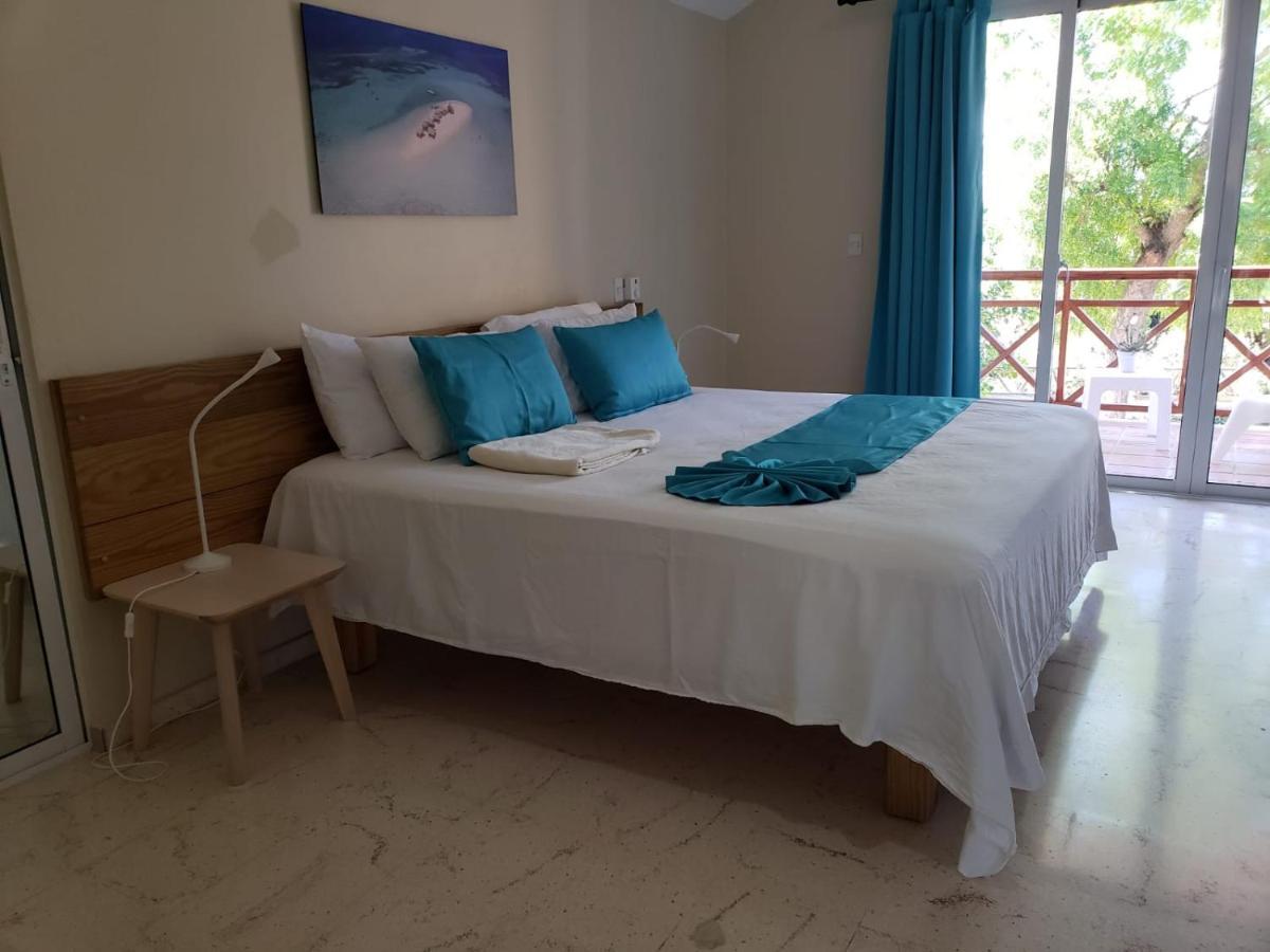 Paradise Island Beach Resort Пунта-Русия Экстерьер фото