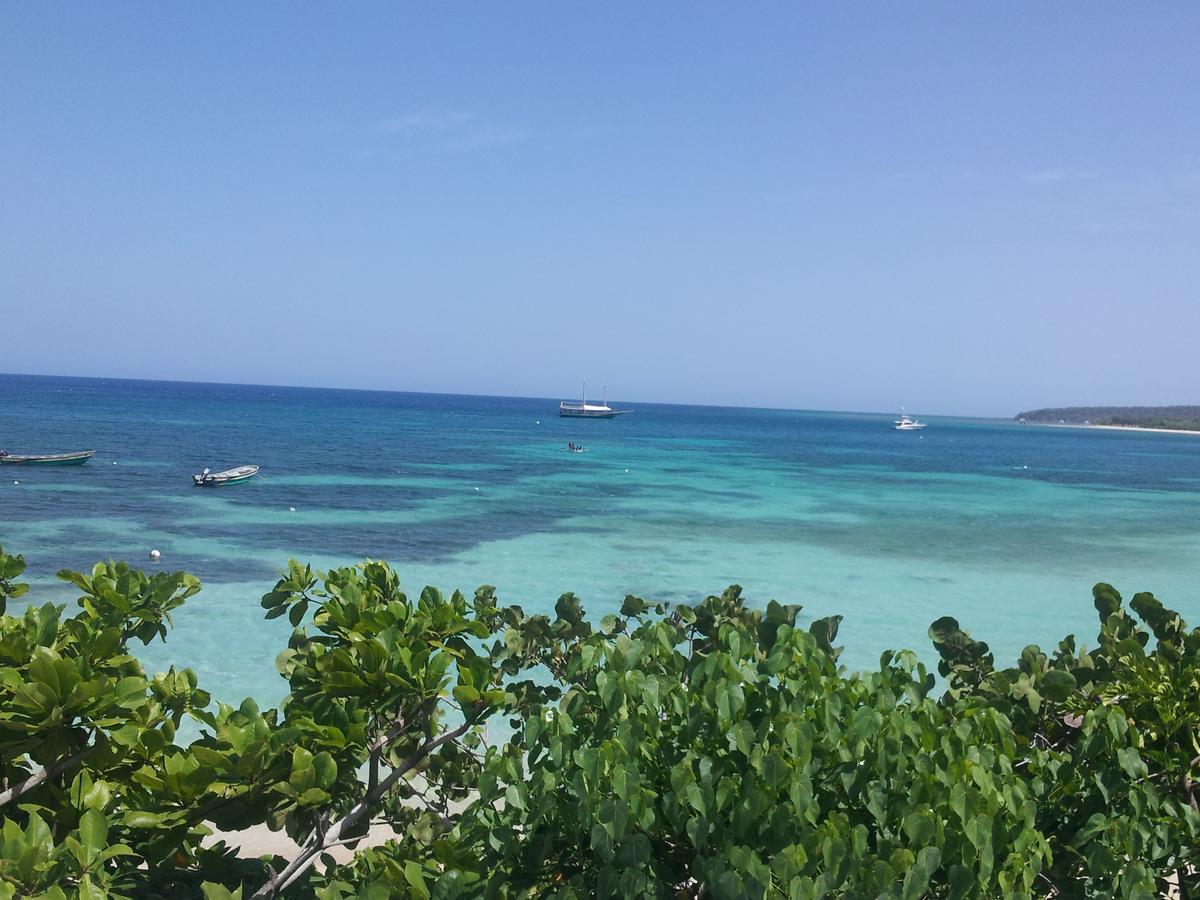 Paradise Island Beach Resort Пунта-Русия Экстерьер фото