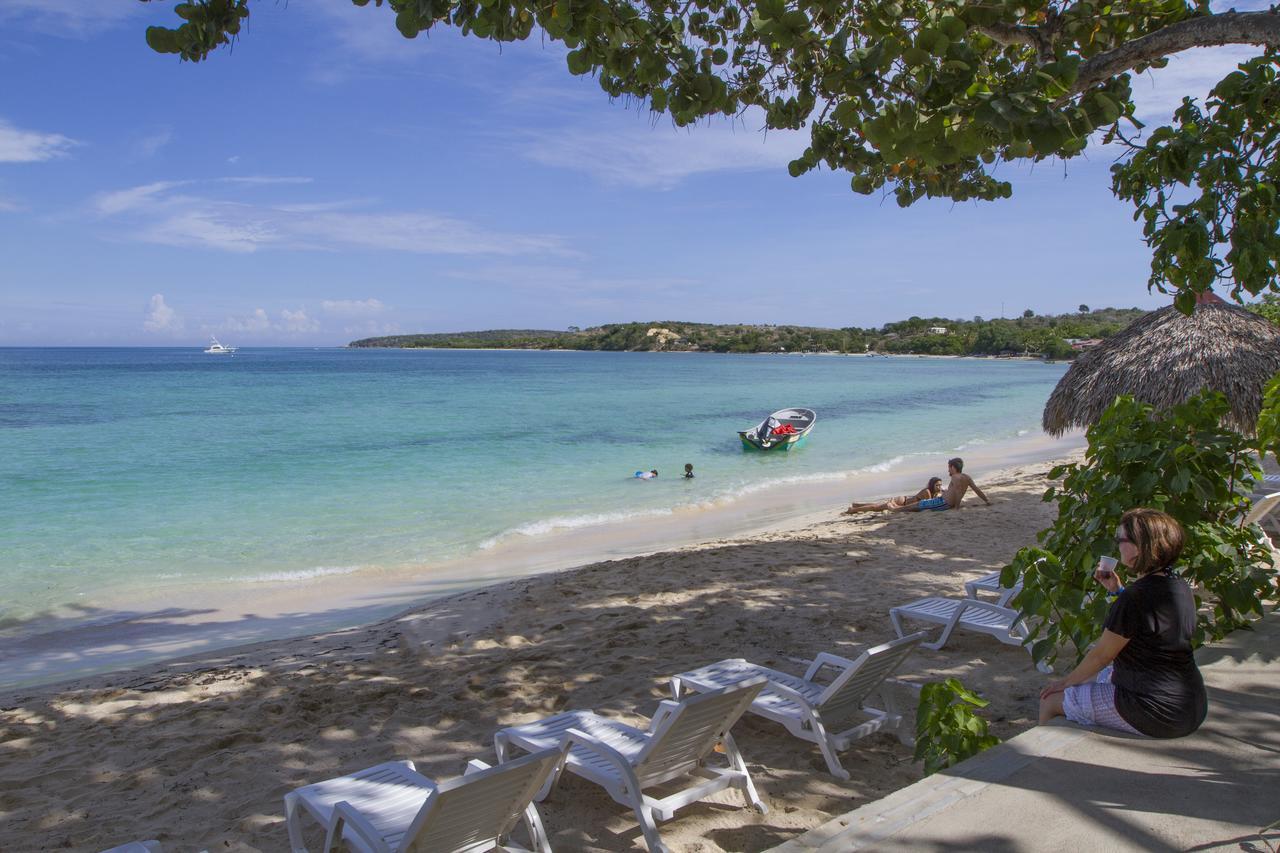 Paradise Island Beach Resort Пунта-Русия Экстерьер фото